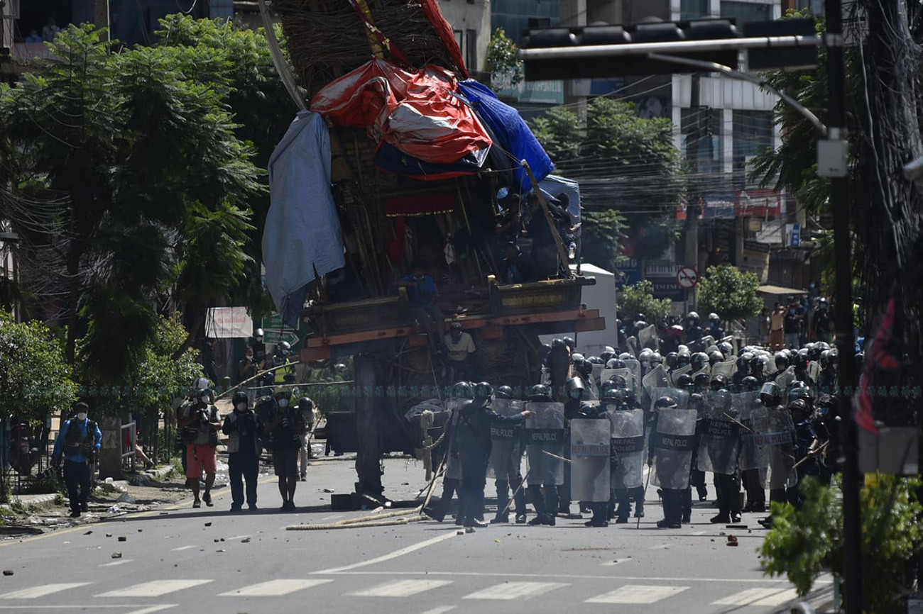 https://www.setopati.com/uploads/shares/2020/sujita/jatra/machindra natha (1).jpg